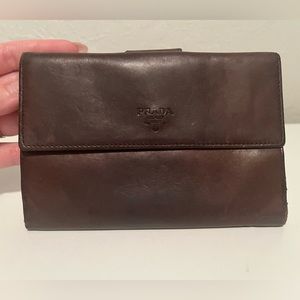 Short PRADA Wallet